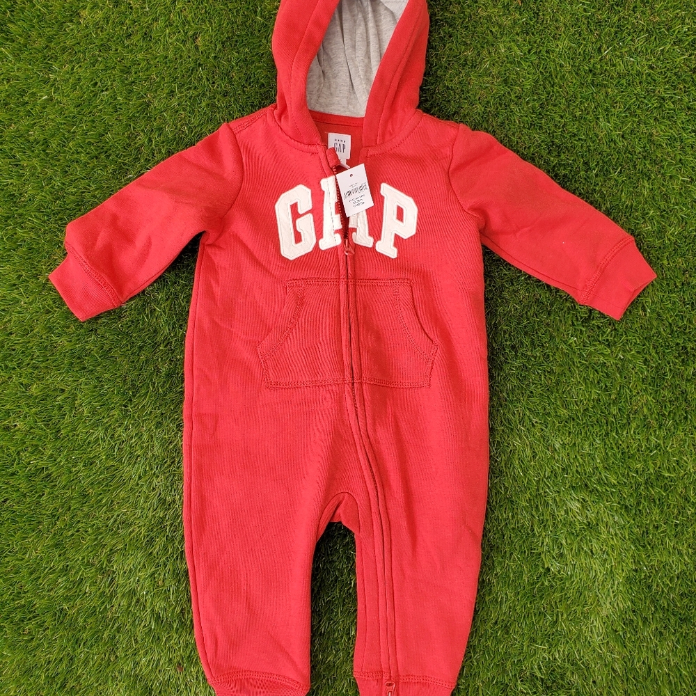 Baby GAP outfit